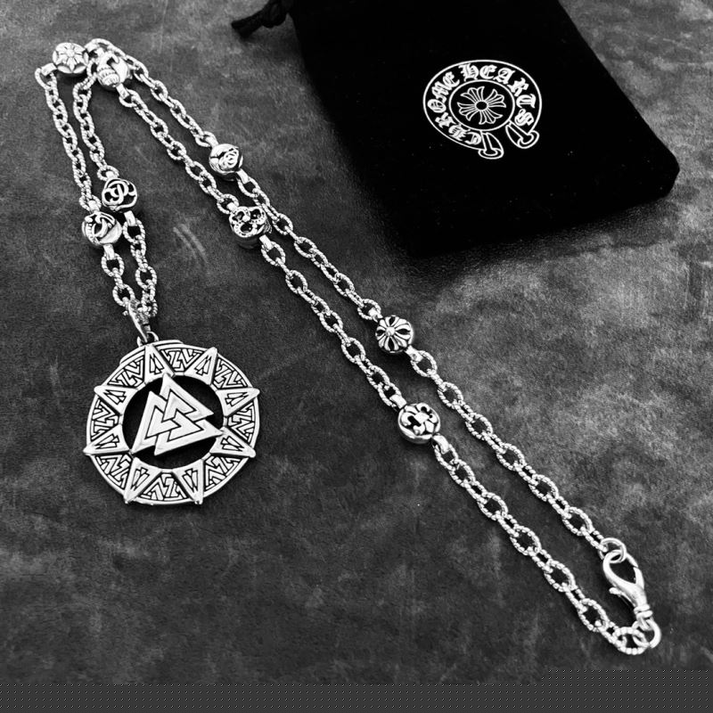 Ch**me He**ts necklaces